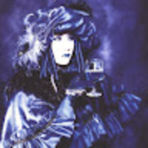 Meet your Posher, Yvette